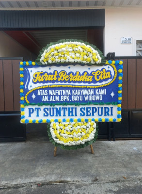 Papan Bunga Duka di Angkaisera
