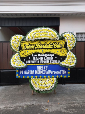 Papan Bunga Duka di Angkaisera
