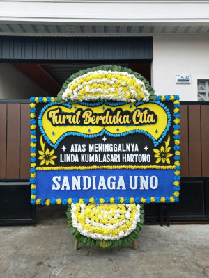 Papan Bunga Duka di Angkaisera